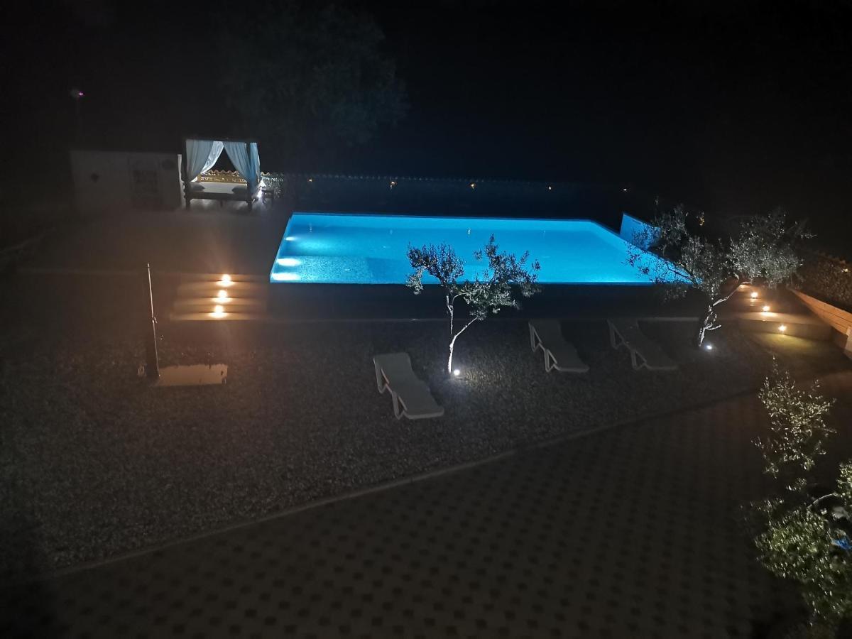 מלון באניולה Camper For Two מראה חיצוני תמונה
